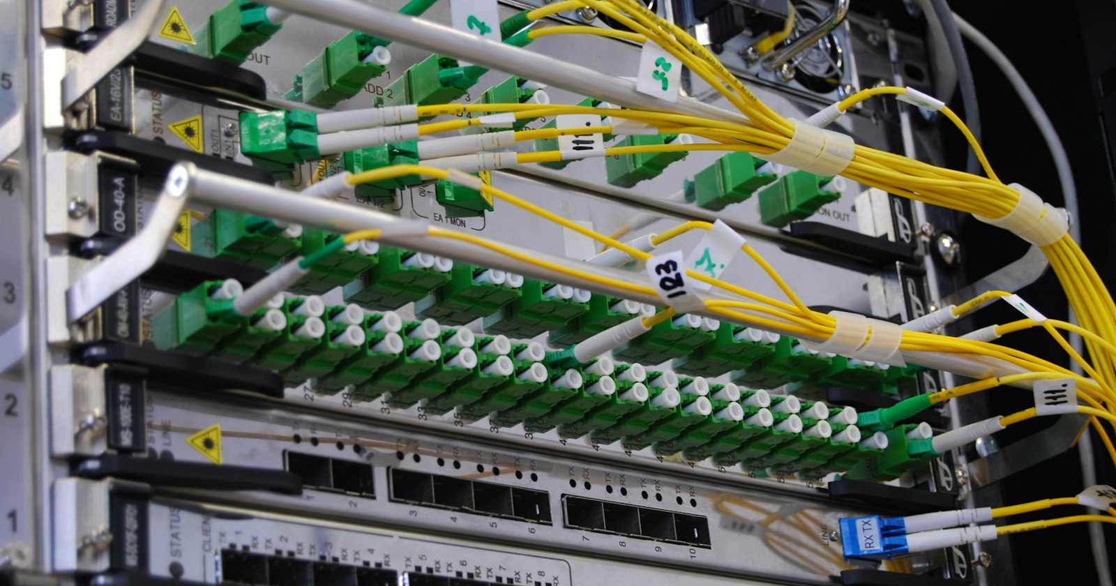 Keysight Unveils 1.6T Testers. What It Changes for Teams Running 400G — Photo: Kirill Sh / Unsplash